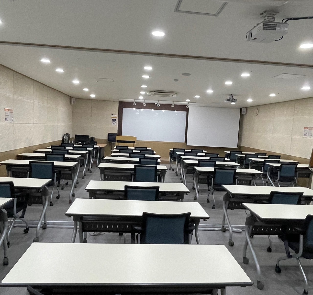 천안 리더스교육 강의실 대관 시설
