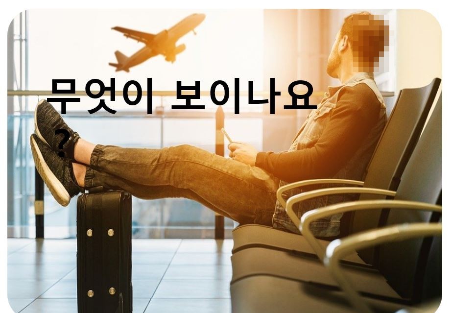 개별 상담을 진행하는 컨설턴트